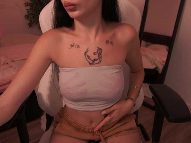 BlackkStorm live webcam show