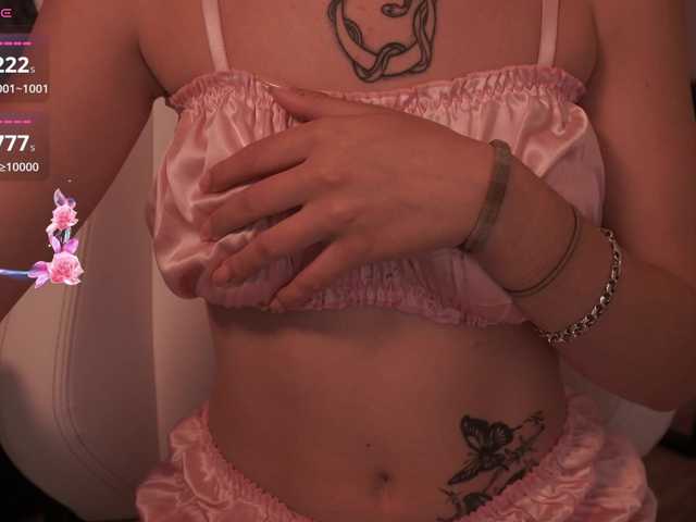 BlackkStorm live webcam show
