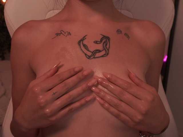 BlackkStorm live webcam show
