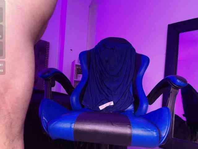 Dallas-Whitee Sex Cam Show