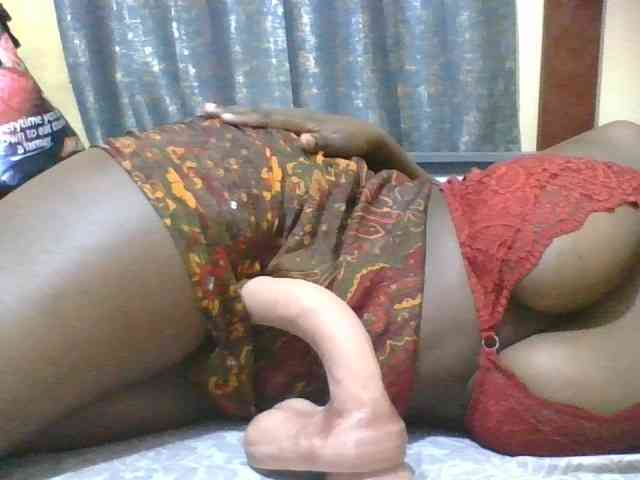 EbonyChocolateAss webcam