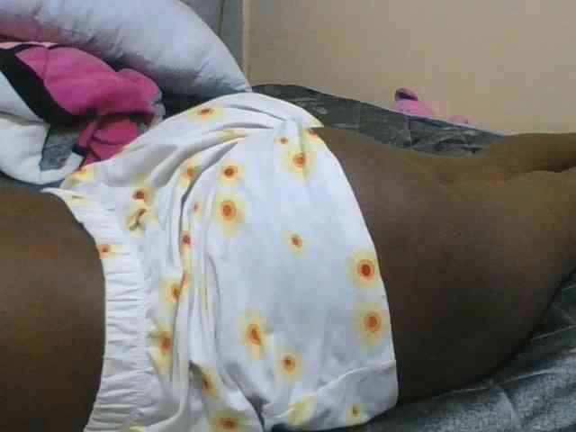 EbonyChocolateAss webcam