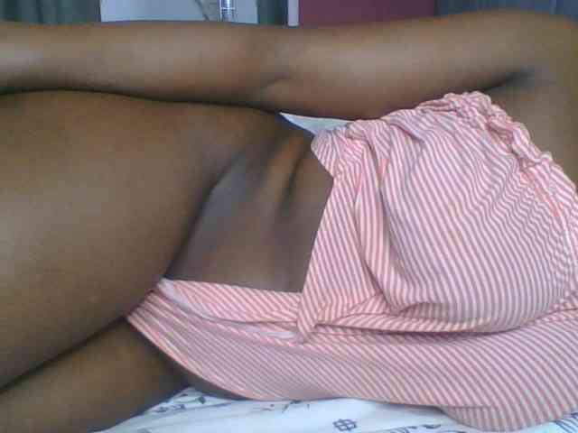 EbonyChocolateAss webcam