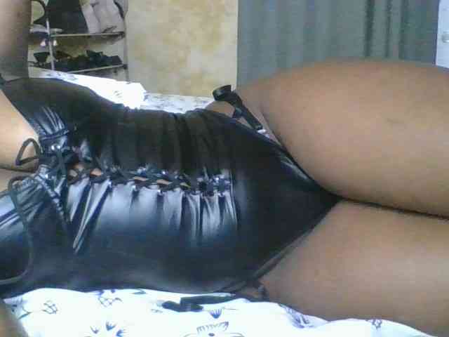 EbonyChocolateAss webcam