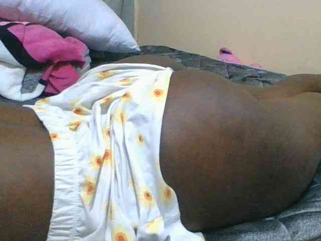 EbonyChocolateAss webcam
