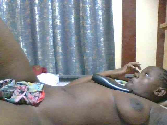 EbonyChocolateAss webcam