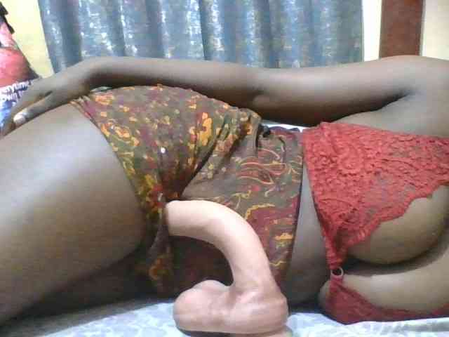 EbonyChocolateAss webcam