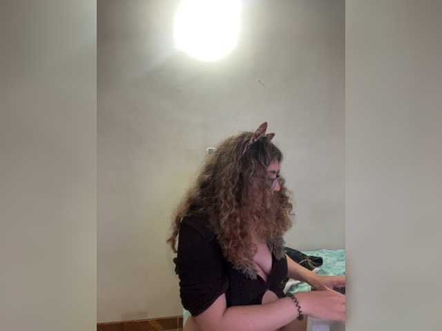 LuanaPowerful live cam on BongaCams