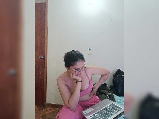 LuanaPowerful live cam on BongaCams