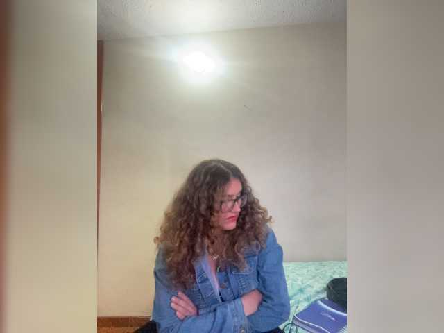 LuanaPowerful live cam on BongaCams