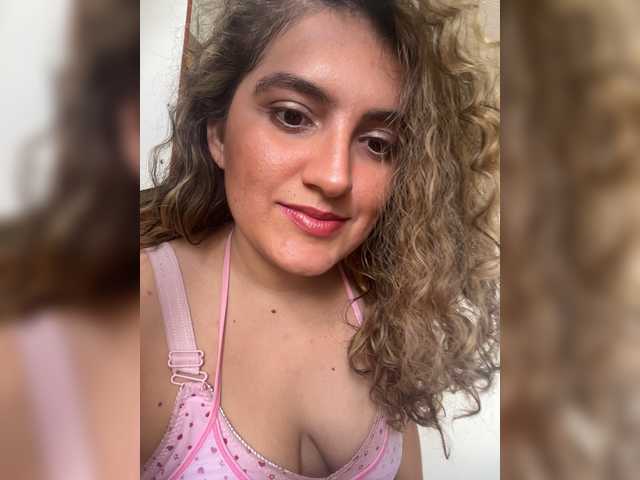 LuanaPowerful live cam on BongaCams