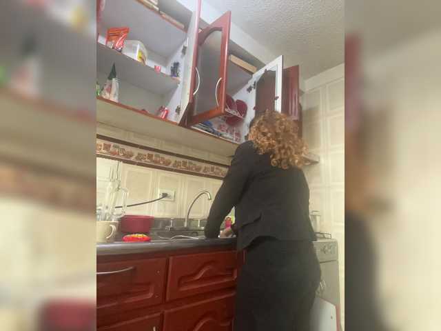 LuanaPowerful's BongaCams show and profile