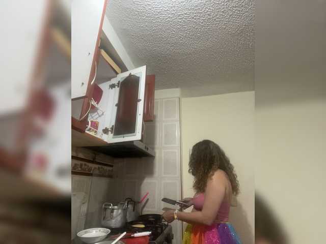 LuanaPowerful live cam preview