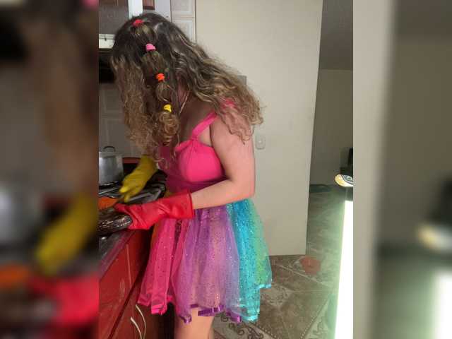 LuanaPowerful live cam preview