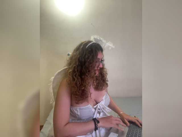 LuanaPowerful live cam on BongaCams