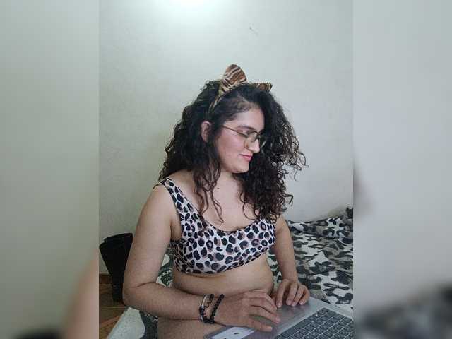 LuanaPowerful live cam on BongaCams