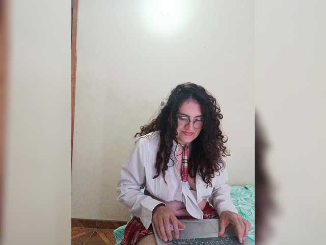 LuanaPowerful live cam on BongaCams