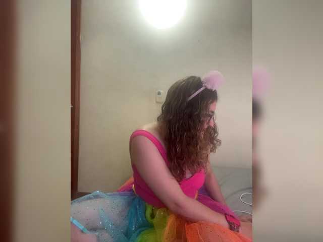 LuanaPowerful live cam on BongaCams