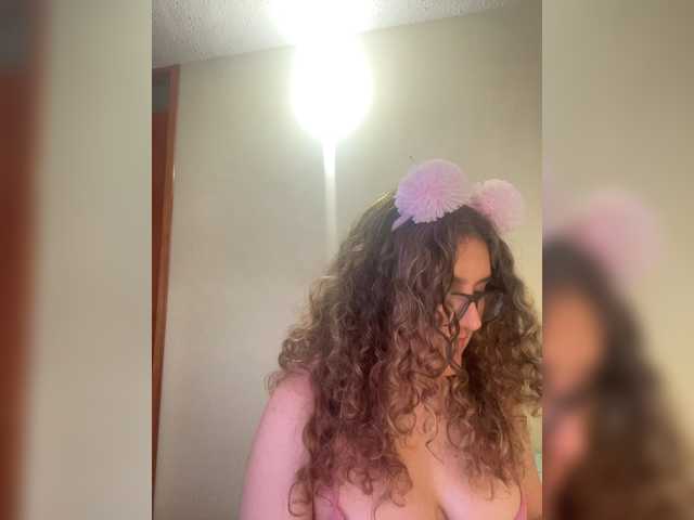 LuanaPowerful live cam on BongaCams