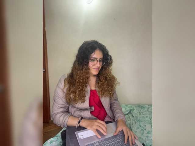 LuanaPowerful's BongaCams show and profile