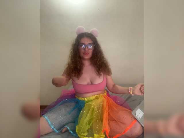 LuanaPowerful live cam preview