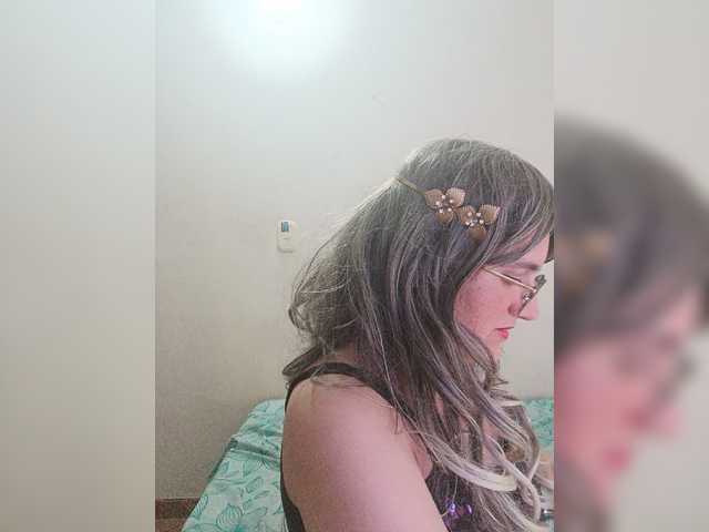 LuanaPowerful live cam on BongaCams