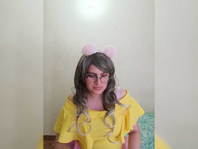LuanaPowerful live cam on BongaCams