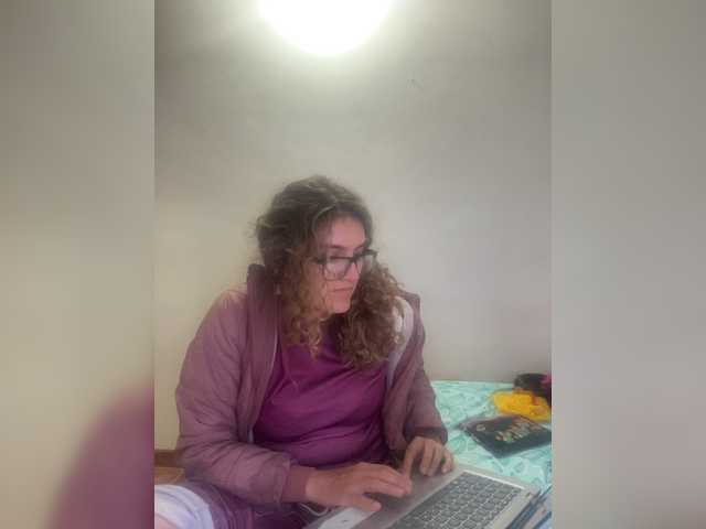 LuanaPowerful live cam on BongaCams
