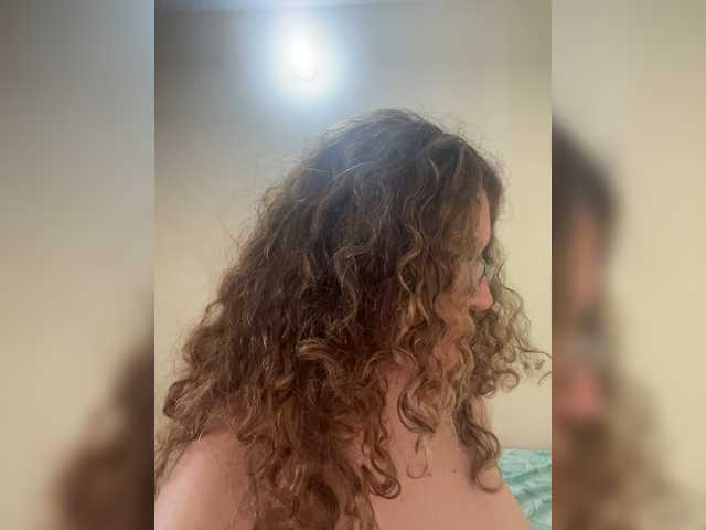 LuanaPowerful live cam on BongaCams