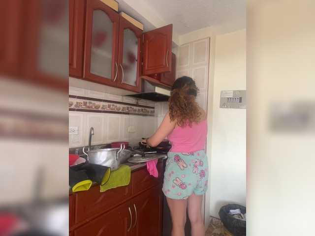 LuanaPowerful's BongaCams show and profile