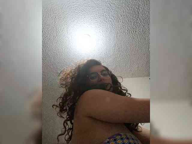 LuanaPowerful LuanaPowerful
