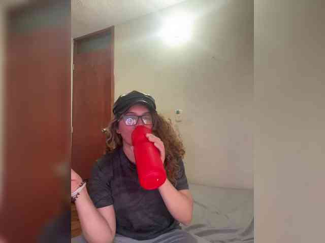 LuanaPowerful webcam