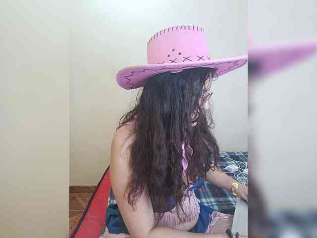 LuanaPowerful webcam