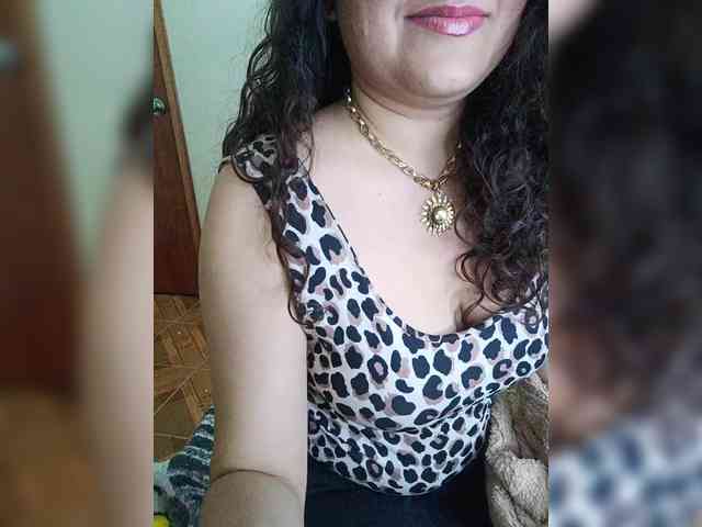 LuanaPowerful webcam