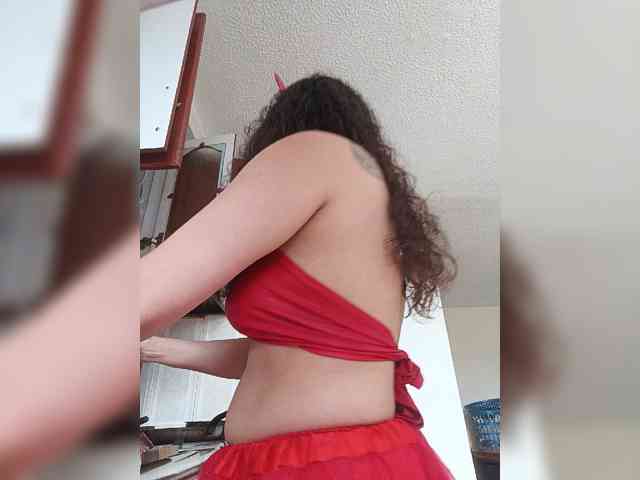 LuanaPowerful webcam