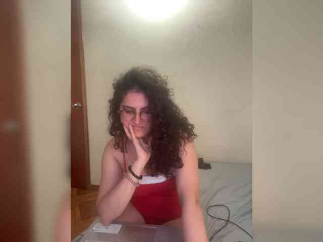 LuanaPowerful webcam