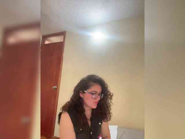 LuanaPowerful webcam