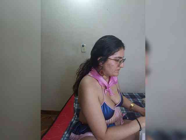 LuanaPowerful webcam