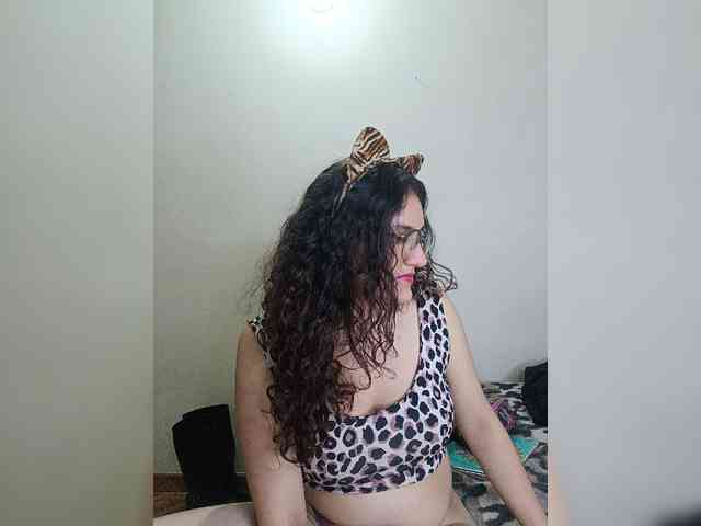 LuanaPowerful webcam