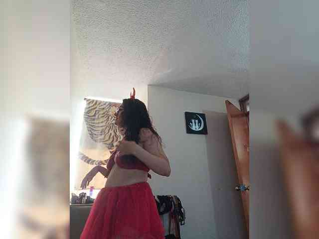 LuanaPowerful webcam