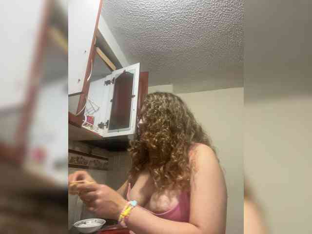 LuanaPowerful webcam