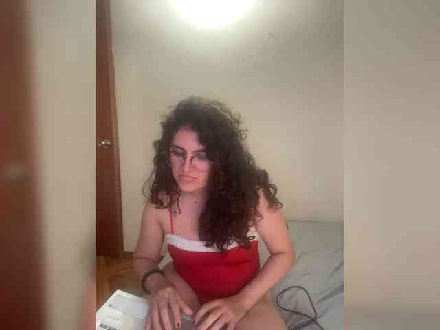 LuanaPowerful webcam