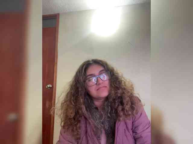 LuanaPowerful LuanaPowerful