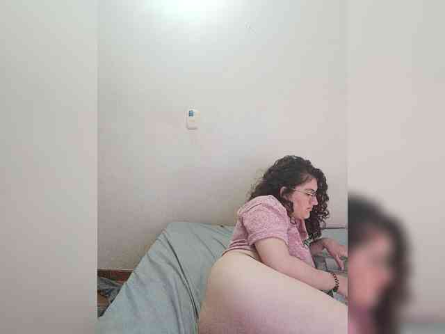 LuanaPowerful webcam