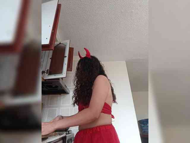 LuanaPowerful webcam