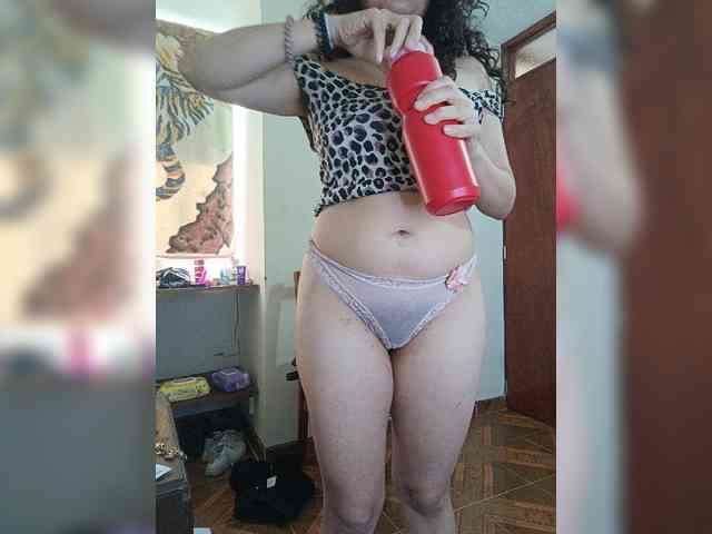 LuanaPowerful webcam