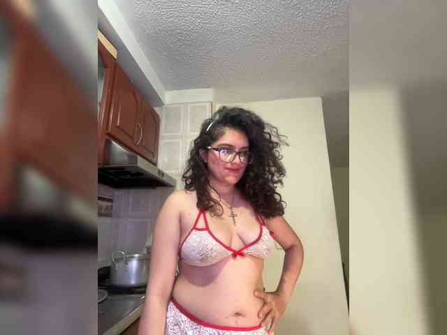 LuanaPowerful webcam
