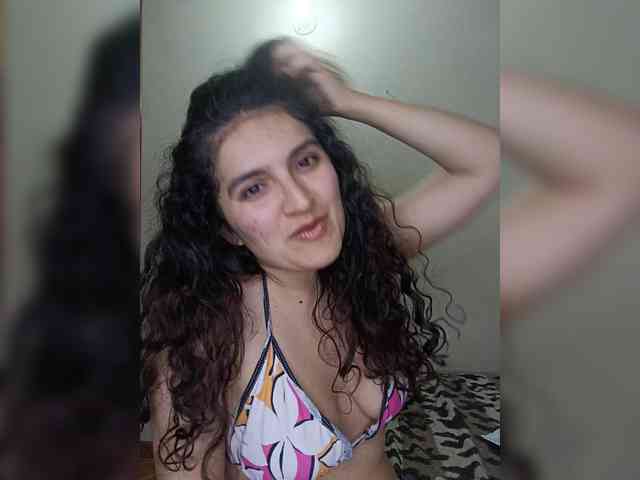 LuanaPowerful webcam