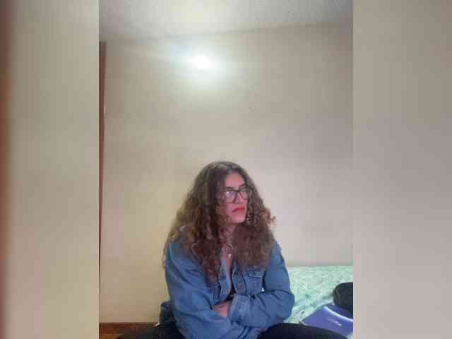LuanaPowerful LuanaPowerful