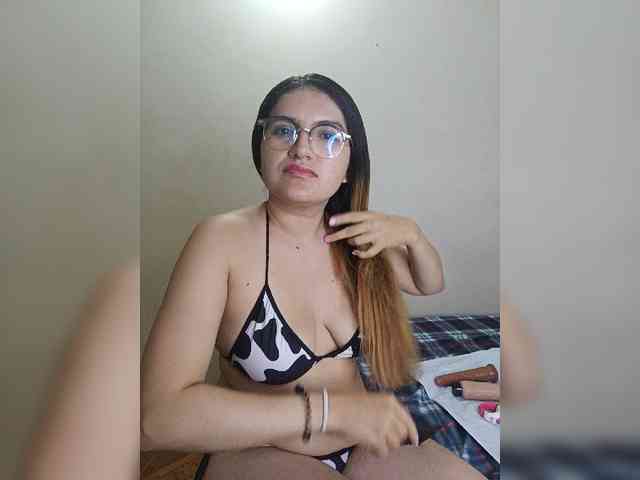 LuanaPowerful webcam